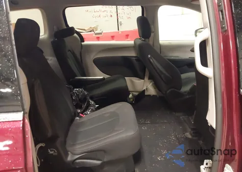 2019 Chrysler Pacifica Touring из США, поврежденный, VIN 2C4RC1DG5KR626535